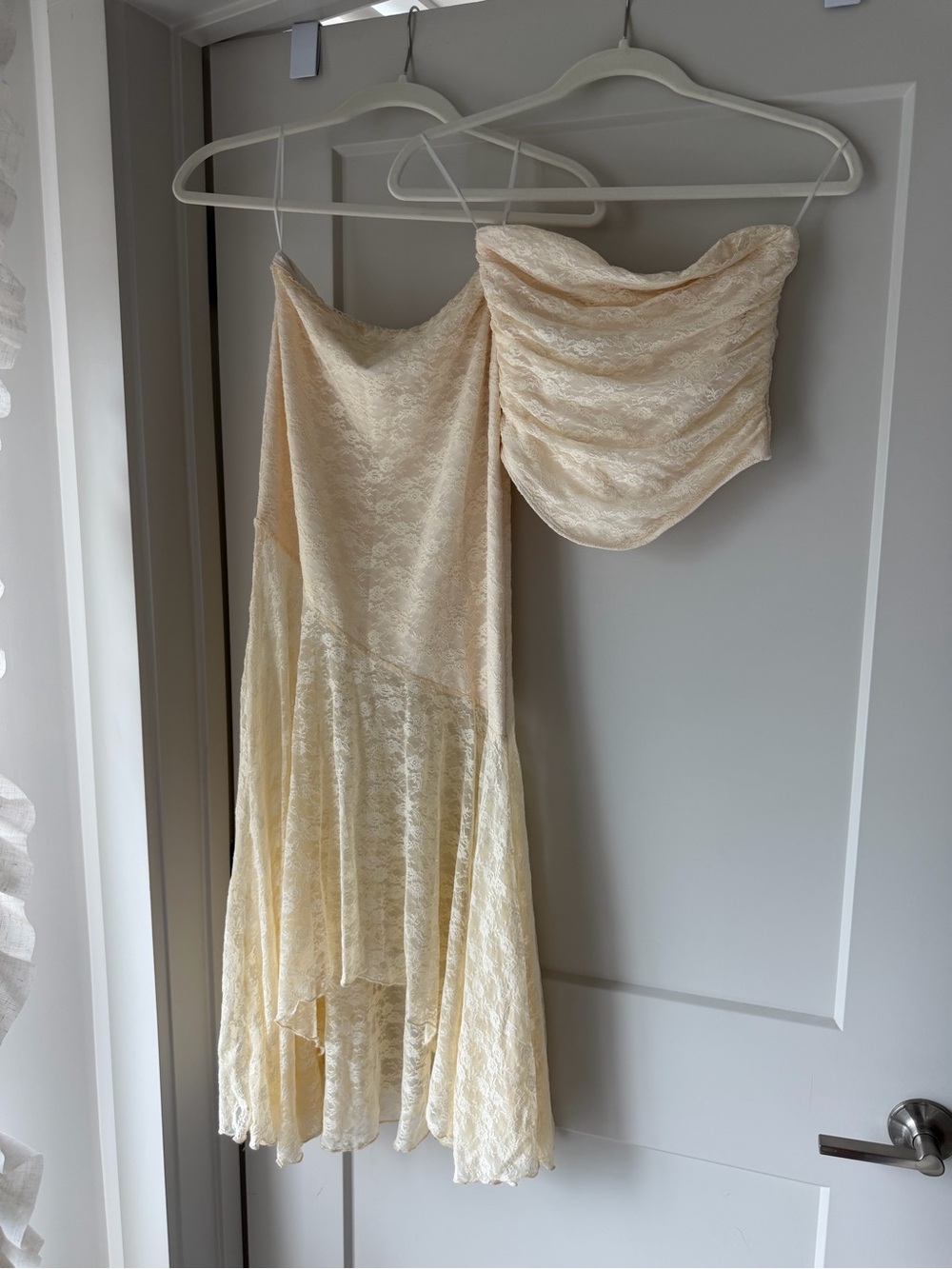 Cream MORE TO COME Lace Two-Piece Skirt and Bandeau Set